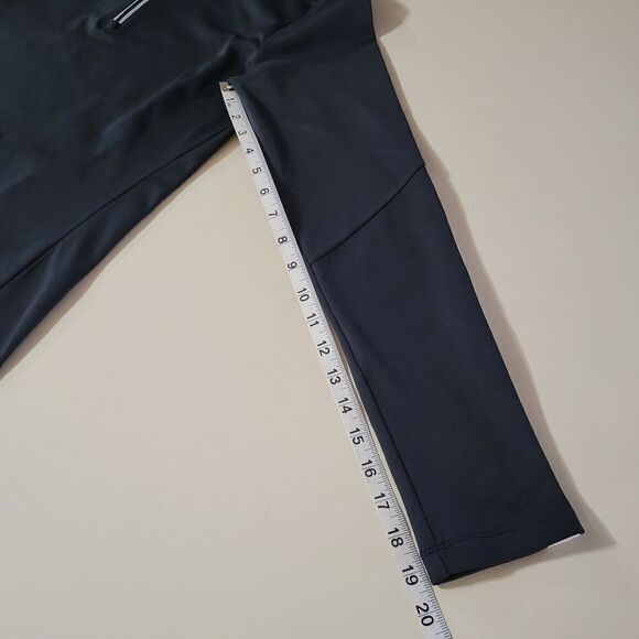 Under Armour AllSeasonGear® UA Qualifier Black 1/4 Zip Long Sleeve Pullover - Picture 9 of 14